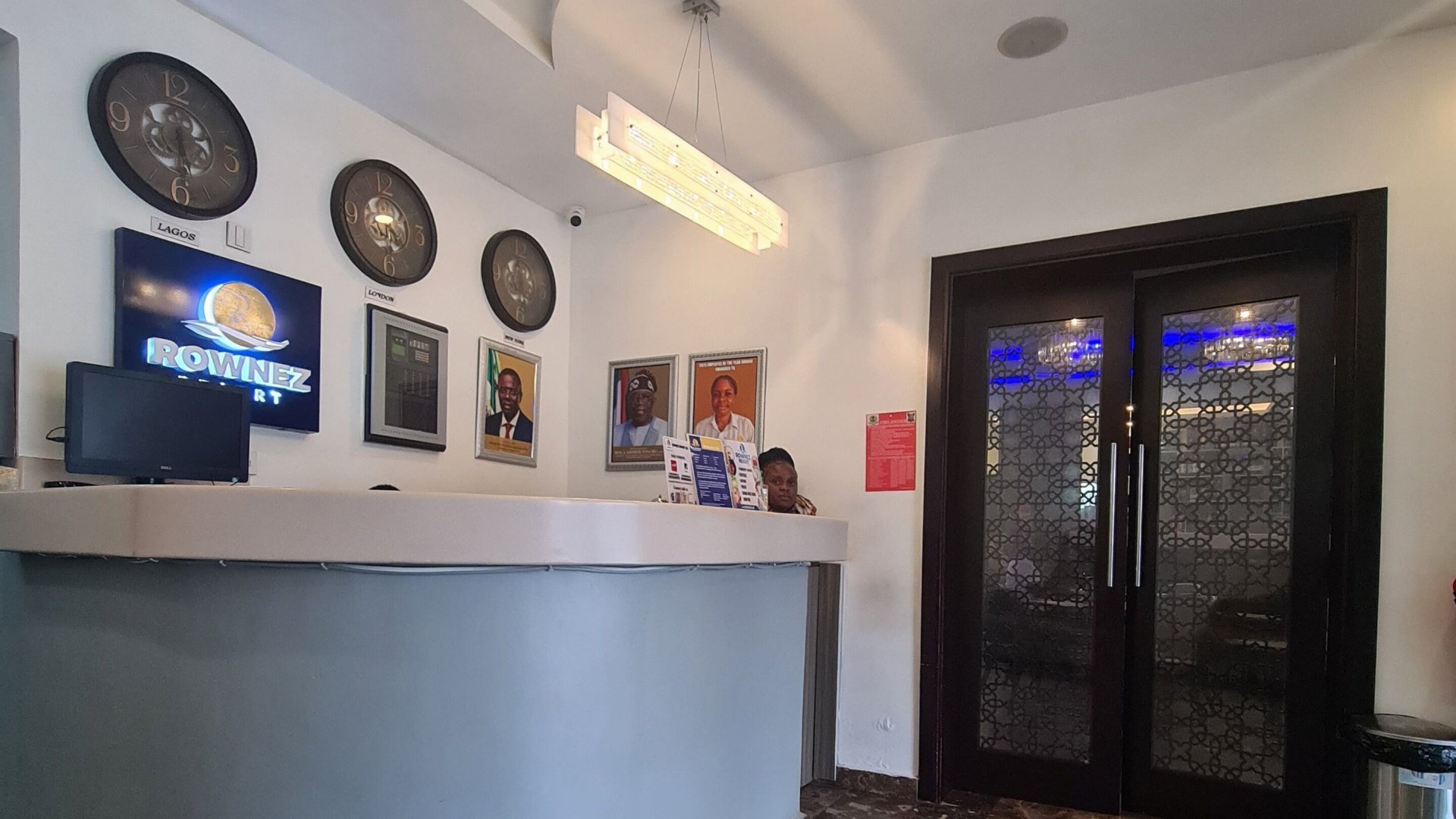 The reception desk and lobby at Rownez Resort